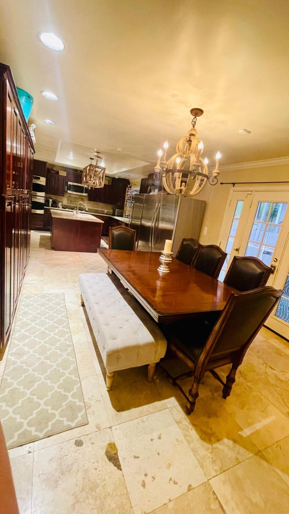 Women Only Oasis In Center Private Bedroom Large Estate View Pool Encino Hills Sherman Oaks 405-101 Xsepulveda Affittacamere